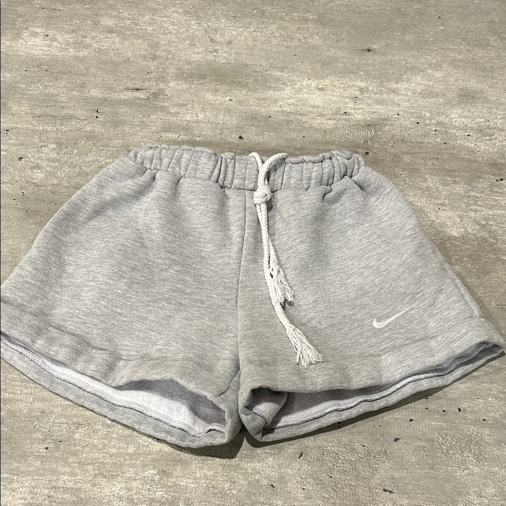 Nike Fleece Women's Athletic Light Gray Shorts Size S